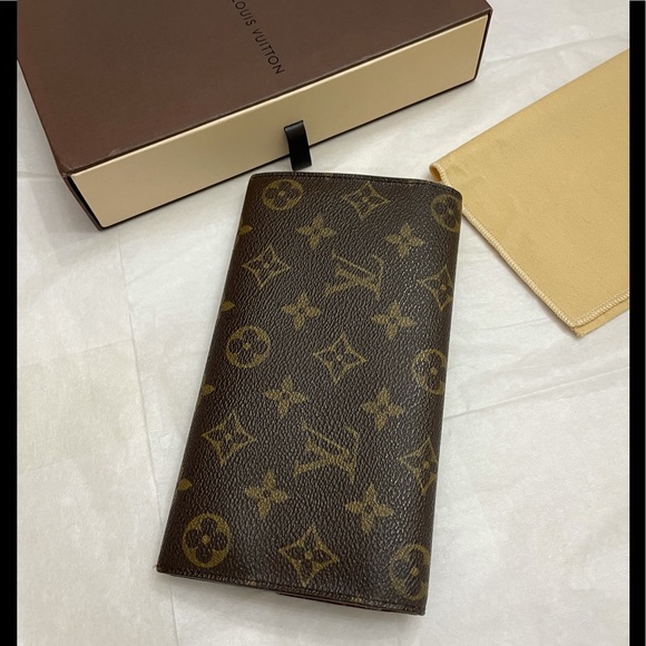 AUTHENTIC LOUIS VUITTON MONOGRAM PORTEFEUILLE SARA WALLET - Picture 2 of 14